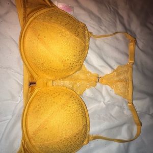 Victoria’s Secret PINK racer back bra